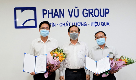 Phan Vũ: Chúc mừng các cán bộ quản lý vừa được bổ nhiệm